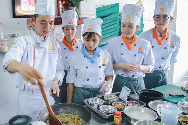 Chứng chỉ Nghiệp vụ Bếp trưởng Bếp Việt